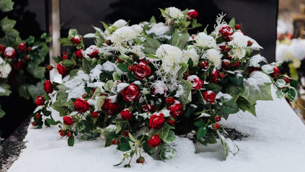 Tragedia w Ząbkach: Społeczność pogrążona w żałobie po śmierci 2-letniego Miłosza