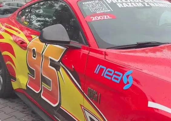 Supercar Taxi w Sieradzu – sportowe auta dla szczytnego celu
