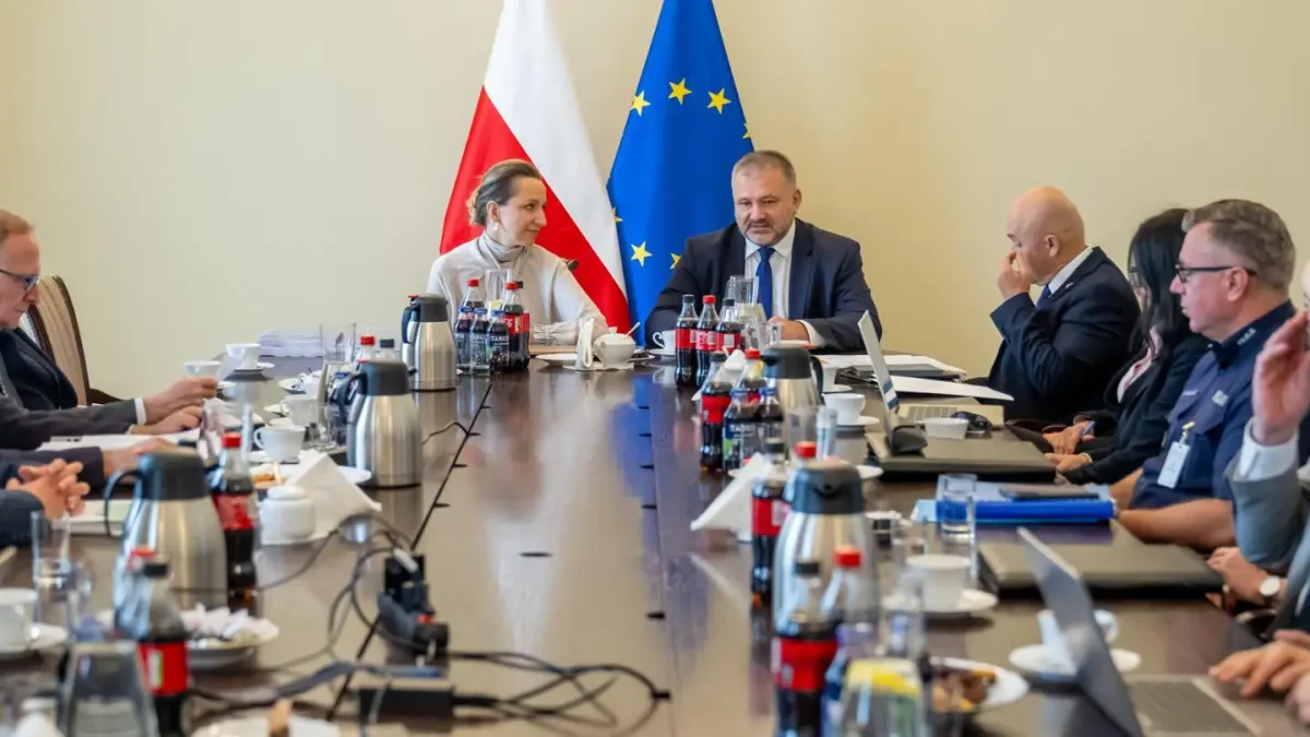 Komisja ds. represji wobec aktywistów zakończyła prace – 1600-stronicowy raport trafił do premiera