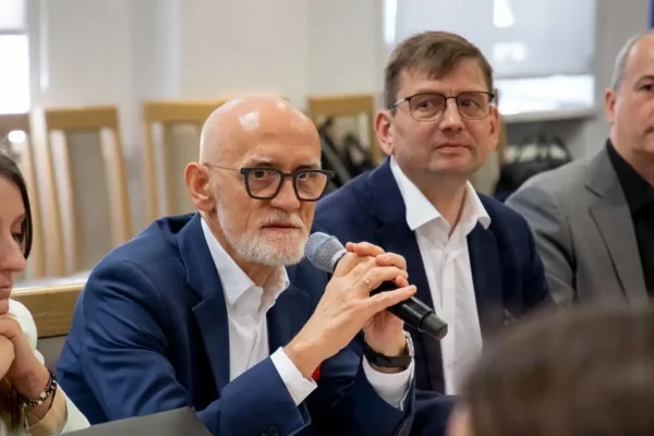 Nowe limity wynagrodzeń i czasu pracy w ochronie zdrowia – projekt ustawy w konsultacjach