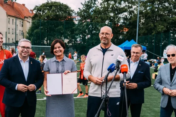 700. Orlik w Polsce otwarty w Pile. Minister zainaugurował cykl „Aktywni on tour”