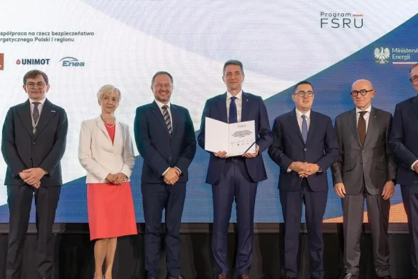 Cztery firmy podpisały porozumienie o współdzieleniu dostaw LNG w terminalu FSRU 2